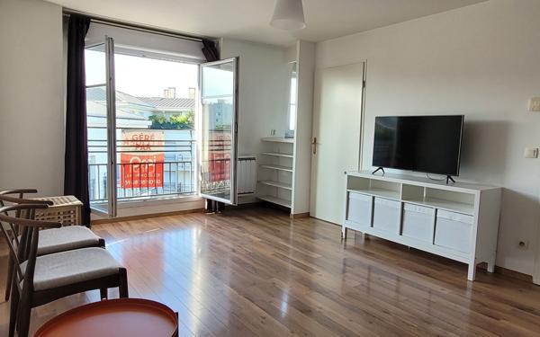 Appartement à louer    2 pièces • 40 m2 Le Bourget