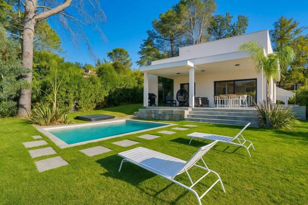 Villa à Valbonne 5 pièces 220m2