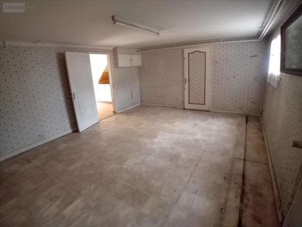 Pavillon à vendre à Ruaudin dans la Sarthe (72230), ref : 72012-1082301