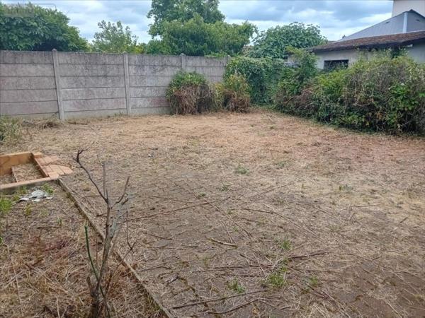 Pavillon à vendre à Ruaudin dans la Sarthe (72230), ref : 72012-1082301