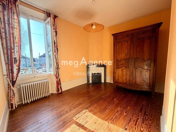 Maison à Sens, 89100 - 7 pièces 145m²