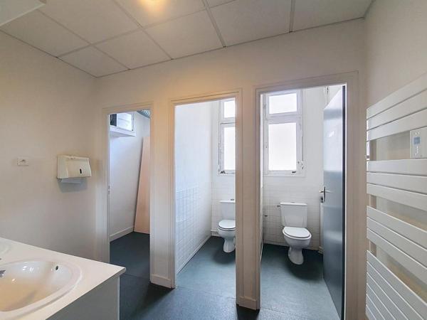 EXCLUSIVITÉ LORIENT : Ensemble de bureaux avec fort potentiel