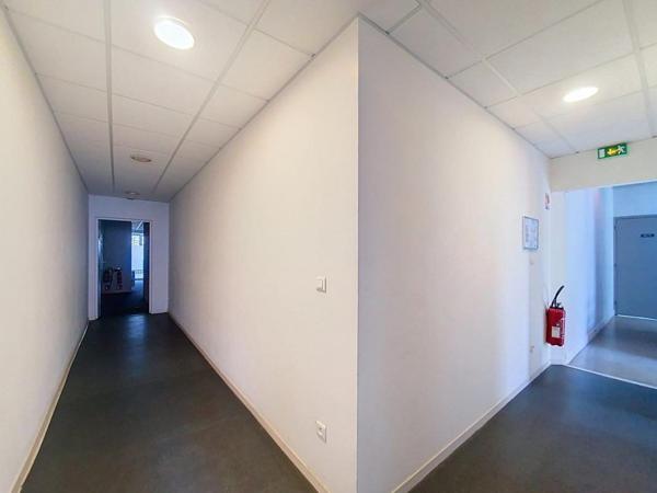 EXCLUSIVITÉ LORIENT : Ensemble de bureaux avec fort potentiel