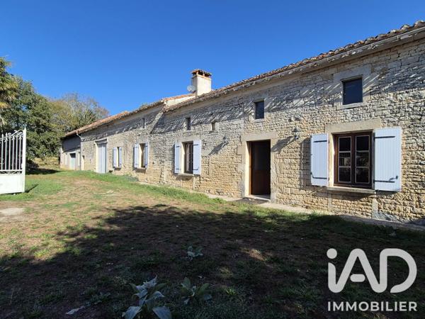 Maison à vendre 6 pièces 139 m² Salles-de-Villefagnan