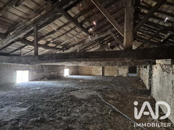Maison à vendre 6 pièces 139 m² Salles-de-Villefagnan