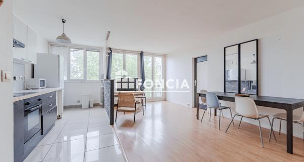 À vendre Appartement 4 pièces 69 m² - Tours 37100