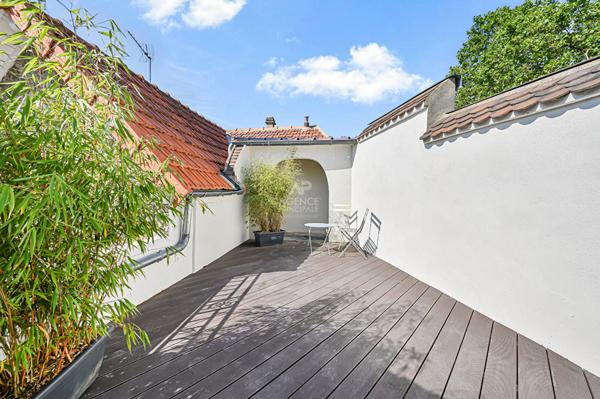 Maison de ville à Nanterre 109 m² (89 m² carrez)-IDEAL PROFESSION LIBERALE €599 000 ** - Référence 15118