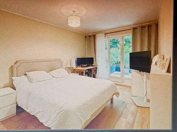 SURESNES Esprit loft 6' gare