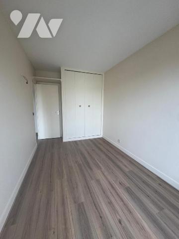 Sur la commune de MONTREUIL (93100) appartement de 2 pièces principales (cave et parking sous-sol)