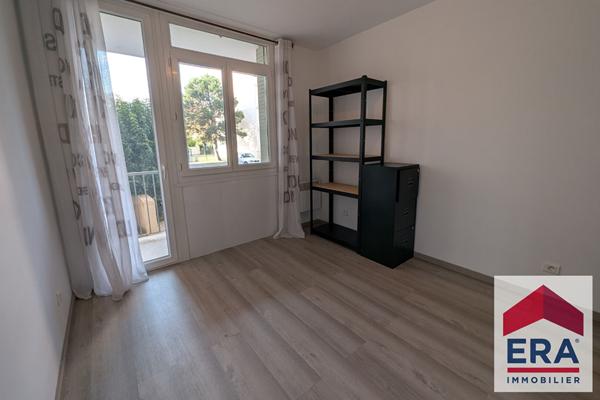 Appartement Pierrelatte 69 m² habitable