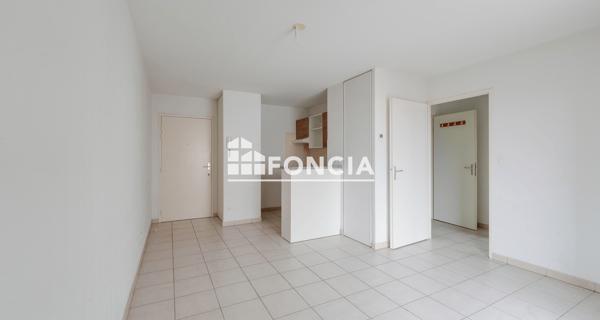 Location Appartement 2 pièces 36.93 m² - Vichy 03200