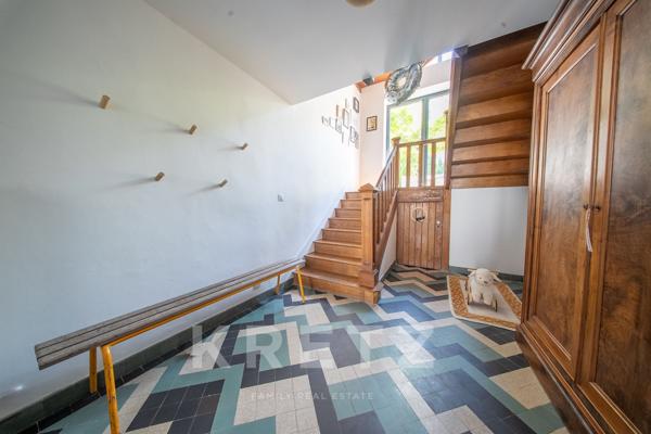 Maison d’époque entièrement rénovée au centre-ville