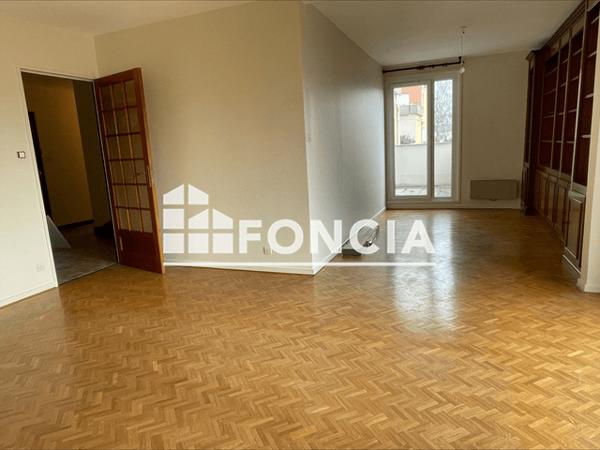 Location Appartement 4 pièces 79.02 m² - 30 RUE DE PACALAIRE Seyssinet 38170