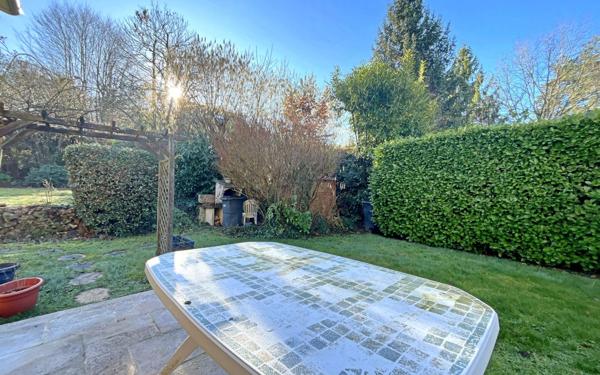 Maison à vendre    7 pièces • 192 m2 Bures-sur-Yvette