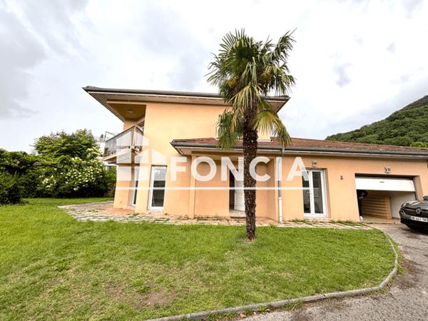 Location Maison 6 pièces 134 m² - L HOIRIE B Voreppe 38340