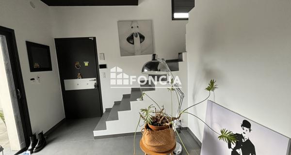 Location Maison 4 pièces 124.88 m² - Montboucher-sur-jabron 26740