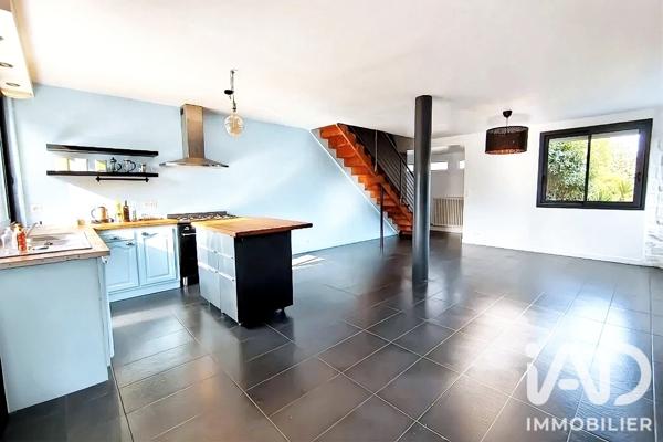 Location maison 4 pièces 94 m² Fougères