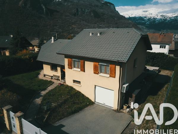 Maison à vendre 6 pièces 150 m² Saint-Julien-Mont-Denis