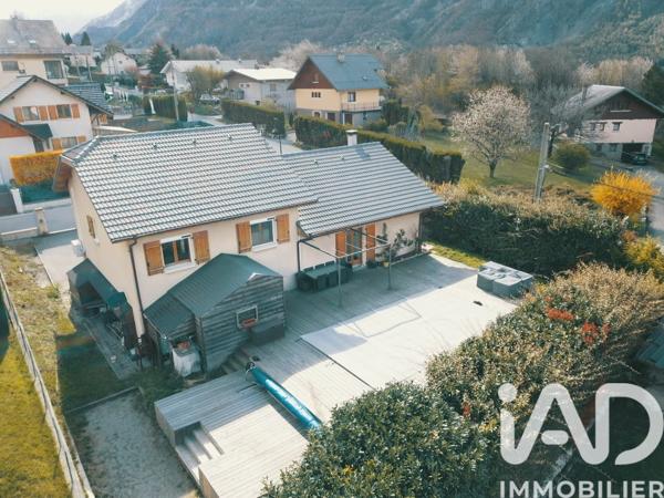 Maison à vendre 6 pièces 150 m² Saint-Julien-Mont-Denis