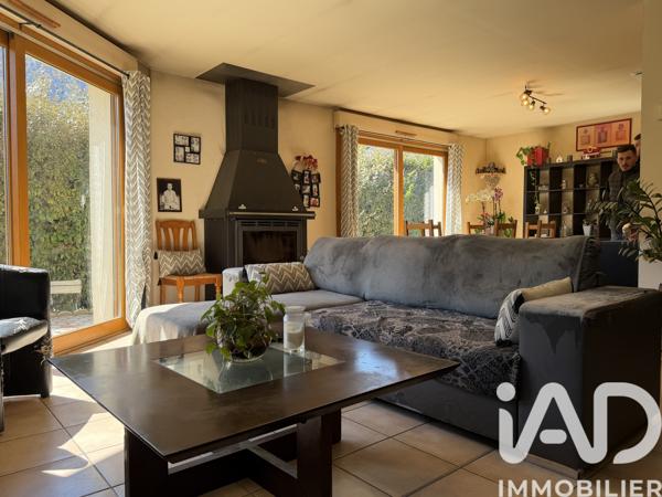 Maison à vendre 6 pièces 150 m² Saint-Julien-Mont-Denis