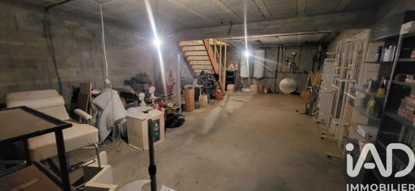 Esthétique, Coiffure​ à vendre 50 m² Vaux-le-Pénil