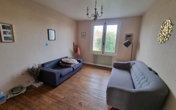 Maison à vendre    4 pièces • 97 m2 Saint-Yrieix-la-Perche