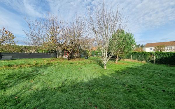 Maison à vendre    4 pièces • 97 m2 Saint-Yrieix-la-Perche