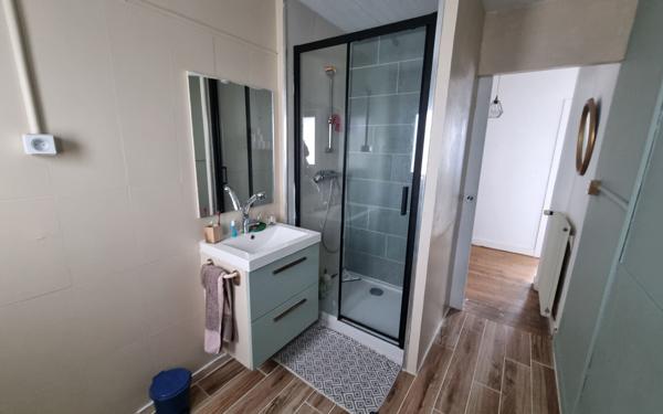 Maison à vendre    4 pièces • 97 m2 Saint-Yrieix-la-Perche