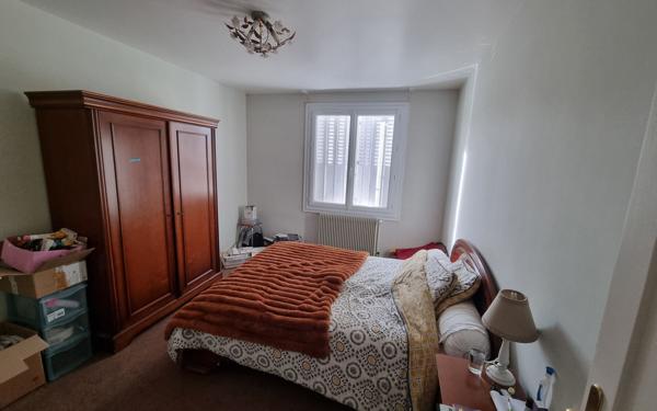 Maison à vendre    4 pièces • 97 m2 Saint-Yrieix-la-Perche