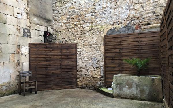 Appartement à louer    1 pièce •  Rochefort