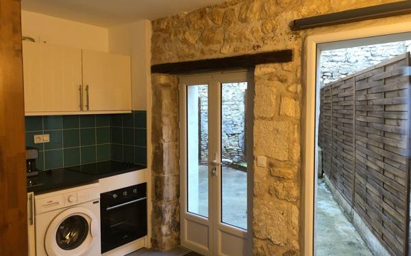 Appartement à louer    1 pièce •  Rochefort