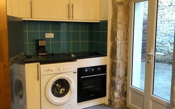 Appartement à louer    1 pièce •  Rochefort