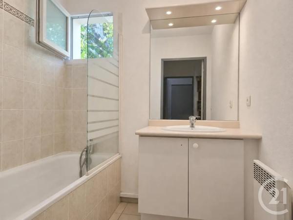 Appartement F3 à vendre  3 pièces - 65,45 m 2   CARCASSONNE  - 11