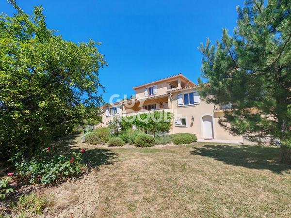 Maison Montbrun Les Bains 245 m2 - Terrain 1422 m² - Vue Ventoux - Fort potentiel