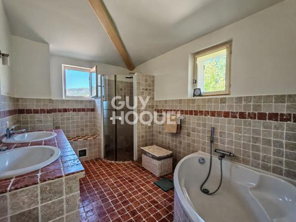 Maison Montbrun Les Bains 245 m2 - Terrain 1422 m² - Vue Ventoux - Fort potentiel