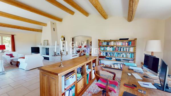 Maison Montbrun Les Bains 245 m2 - Terrain 1422 m² - Vue Ventoux - Fort potentiel