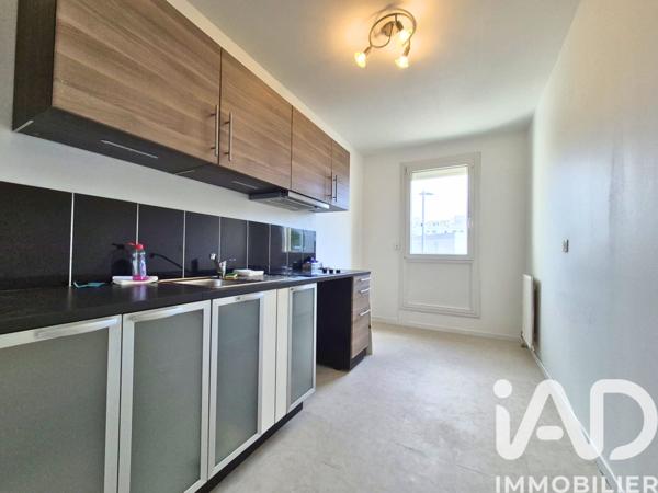 Appartement à vendre 3 pièces 65,5 m² Évry-Courcouronnes