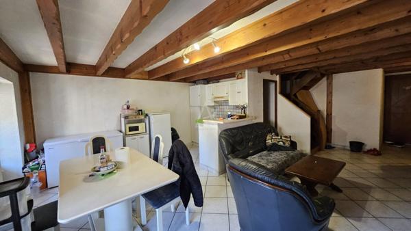 EXCLUSIVITÉ  IDÉAL INVESTISSEURS ! DUPLEX LOUÉ AU CUR DALBERTVILLE