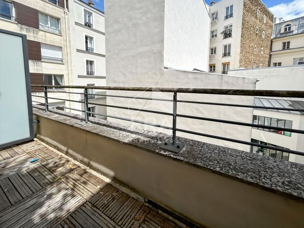 Victor Hugo, rue Copernic - Grand 2 pièces meublé avec balcon