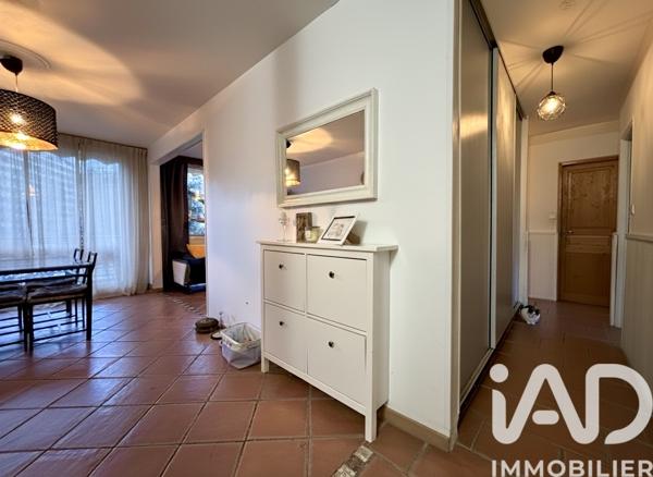 Appartement à vendre 4 pièces 83 m² Fontenay-le-Fleury