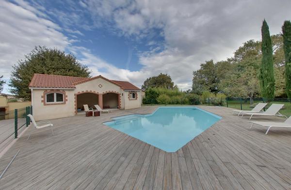 Villa avec parc ( terrains détachables ) au sud ouest de Montauban