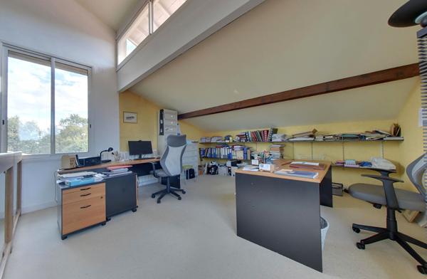 Villa avec parc ( terrains détachables ) au sud ouest de Montauban