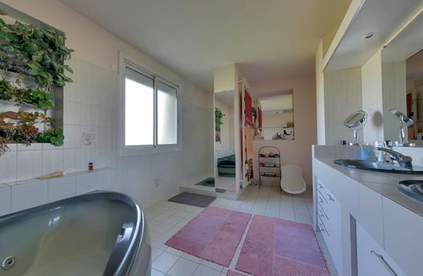 Villa avec parc ( terrains détachables ) au sud ouest de Montauban