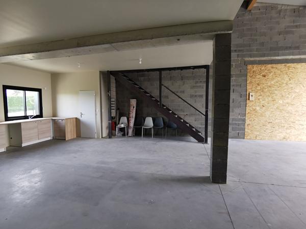 Local d'activité 156 m2