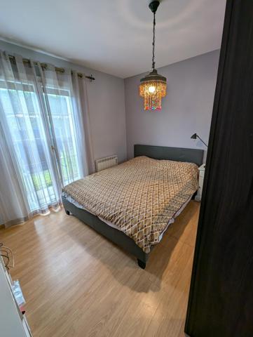 Rare à St Bonnet de Mure le Haut : maison plain-pied 6 pièces avec piscine, pergola bioclimatique et véranda