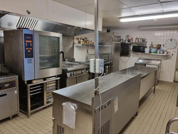 HOTEL, BAR, RESTAURANT - SECTEUR MONTARGIS et FORËT D'ORLEANS