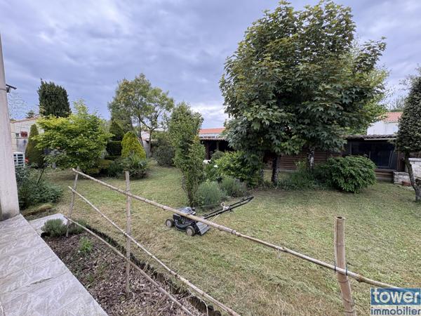 Maison À vendre : Pavillon lumineux de 102 m² - 3 chambres, jardin, garage - Cozes 17120