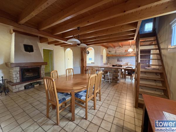 Maison À vendre : Pavillon lumineux de 102 m² - 3 chambres, jardin, garage - Cozes 17120