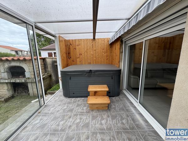 Maison À vendre : Pavillon lumineux de 102 m² - 3 chambres, jardin, garage - Cozes 17120