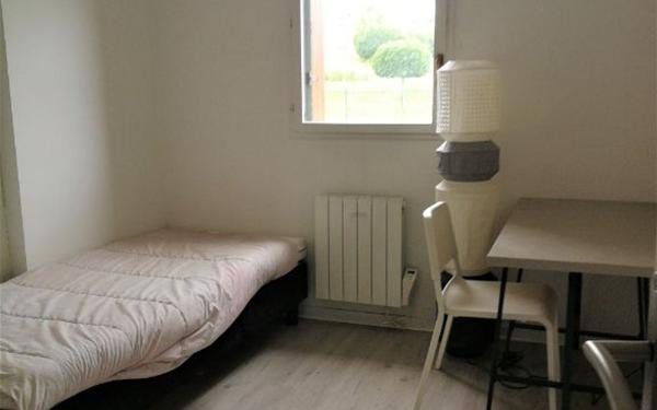 Appartement à louer    1 pièce •  Longjumeau